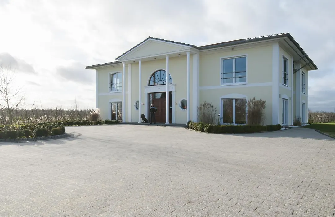 Hotel Villa Altes Land-1